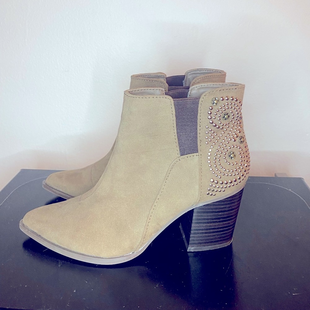 Qupid Booties - image 1